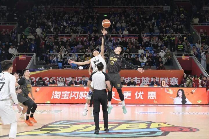 开云官网-恭喜，杭州队晋级决赛！顽强的富阳队，同样值得掌声